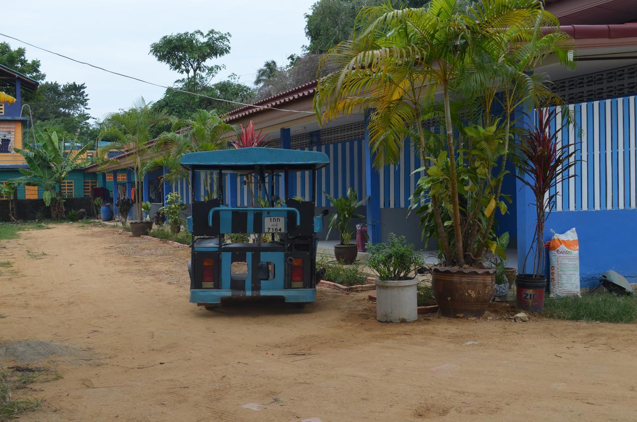 Blue House Bungalow Koh Lanta Exterior photo